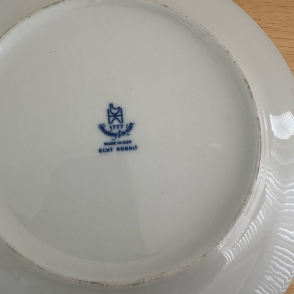 Hennsberg 1777 Echt Kobalt GDR Blue Gold Tea Cup Saucer Plate - Picture 8 of 8